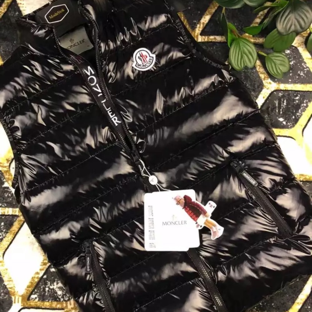Moncler vest